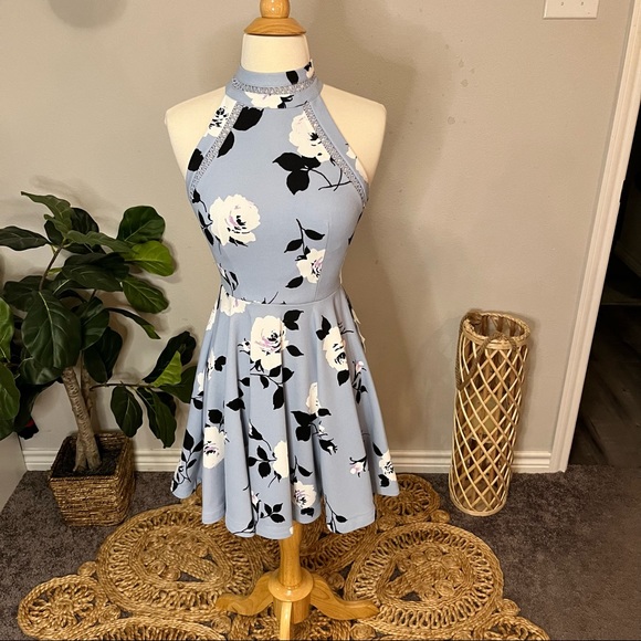 NWT B Darlin Womens Floral Halter Fit & Flare Dress - Picture 6 of 9